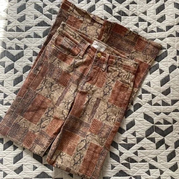 Frame Le High snake print flare jeans, size 25 - Picture 1 of 7